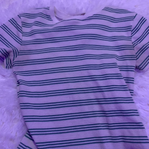 Striped white and green top - Picture 2 of 2